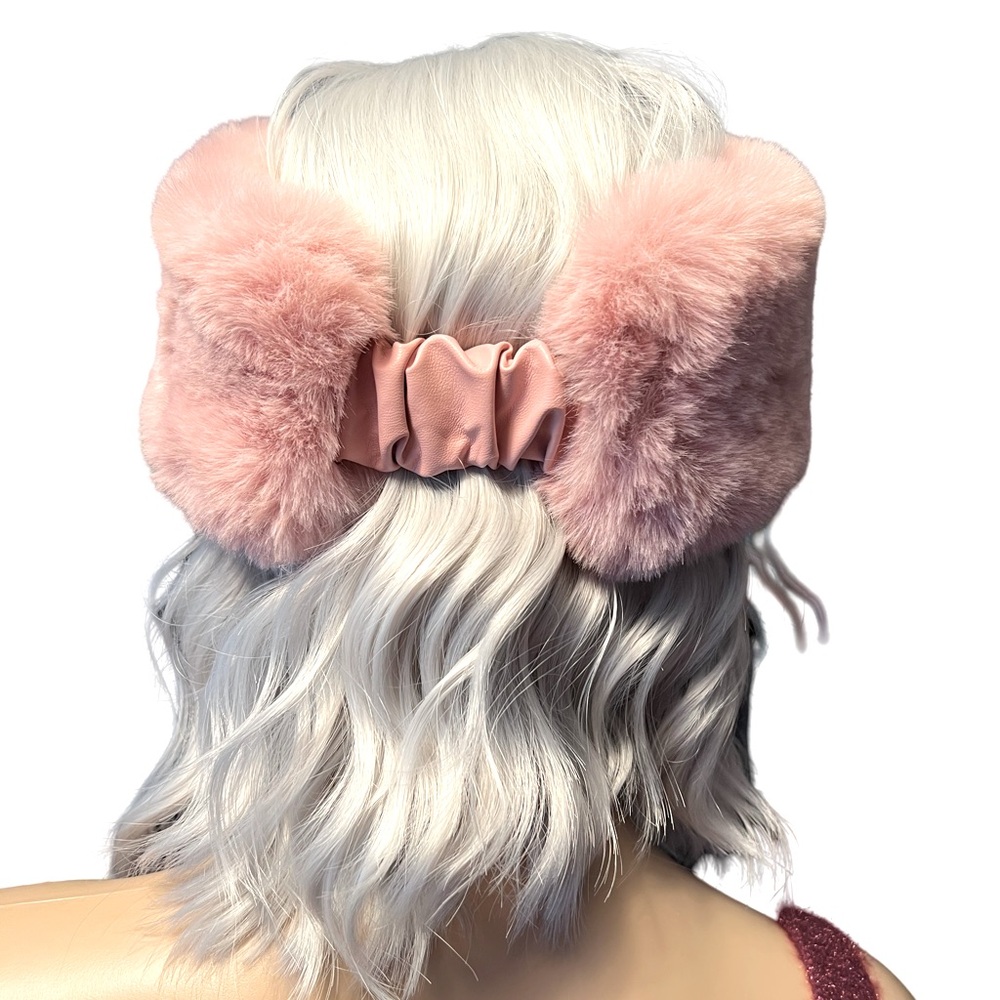 Juicy Couture Los Angeles NWT Juicy Pink Blush Faux Plush Fur Headband - Picture 4 of 6